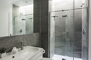 MTLVacationRentals - The FabFour