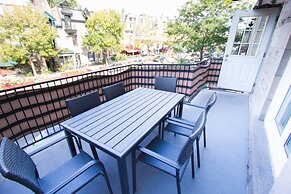 MTLVacationRentals - The City Chalet