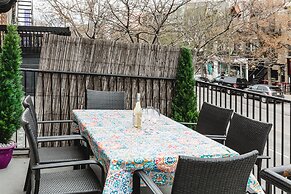 MTLVacationRentals - The City Chalet