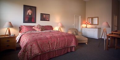 Tremont Inn on Main
