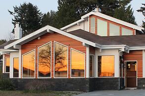 The Oceanside, a Coast Hotel