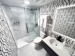 The Oceanside, a Coast Hotel