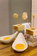 Traveller-Inn Zhongzheng Library