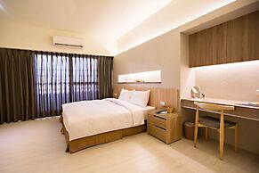 Traveller-Inn Zhongzheng Library