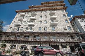 Glacier Hotel and Spa