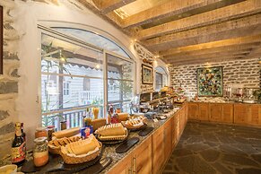 Glacier Hotel and Spa