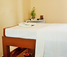 Glacier Hotel and Spa