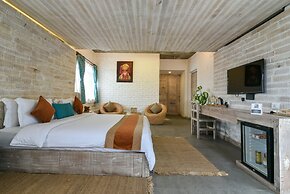 Glacier Hotel and Spa