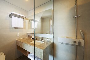 Benikea Jungmun Hotel