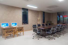 Benikea Jungmun Hotel