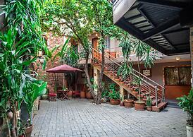 Vien Ngoc Xanh 1 Hotel