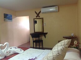 Ruan Mai Naiyang Beach Resort