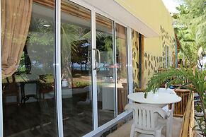 Ruan Mai Naiyang Beach Resort