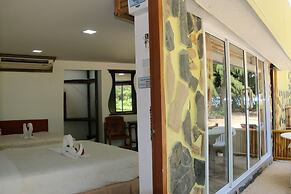 Ruan Mai Naiyang Beach Resort