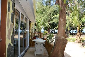 Ruan Mai Naiyang Beach Resort