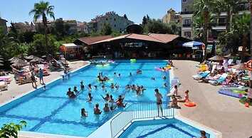 Club Turquoise Apartments