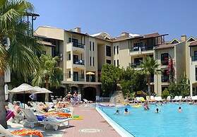 Club Turquoise Apartments