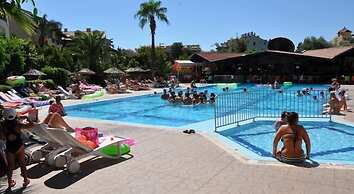 Club Turquoise Apartments