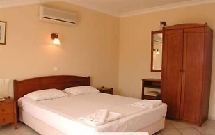 Club Turquoise Apartments