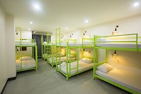 The 9th House - Hostel