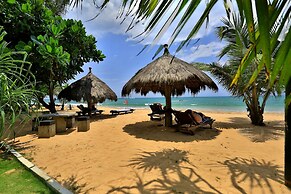 Sea Rock Villa