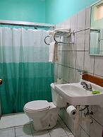 Hotel La Guaria Inn & Suites