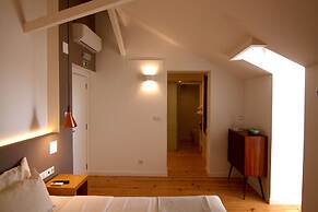 The 8 Downtown Suites