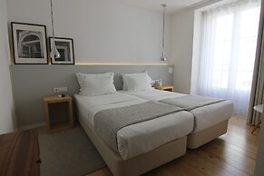 The 8 Downtown Suites