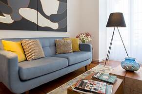 The 8 Downtown Suites