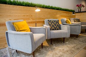 The 8 Downtown Suites