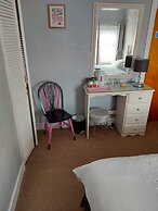 The Hilary Guest House