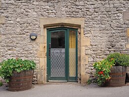 YHA Hartington Hall - Hostel