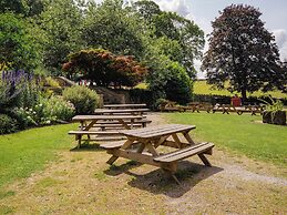 YHA Hartington Hall - Hostel