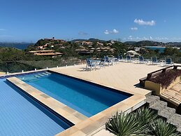 Praia da Ferradurinha Guest House