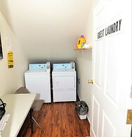 Mountain Host Motor Inn