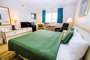 Mountain Host Motor Inn