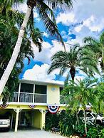 Siesta Palms By the Beach