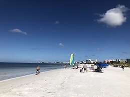 Siesta Palms By the Beach