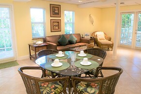 Siesta Palms By the Beach