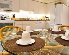 Siesta Palms By the Beach