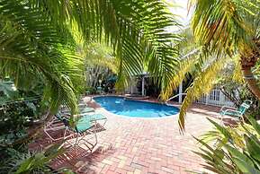 Siesta Palms By the Beach