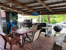 Little River Inn Motel & Guest House