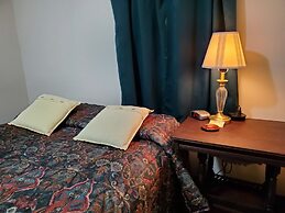 Little River Inn Motel & Guest House