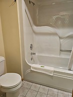 Budget Host Inn & Suites