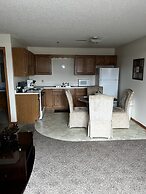 Lincoln Host Motor Inn