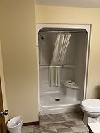 Lincoln Host Motor Inn