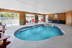 Travelodge by Wyndham Roberval