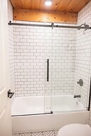 High Creek Lodge & Cabins