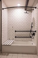 High Creek Lodge & Cabins