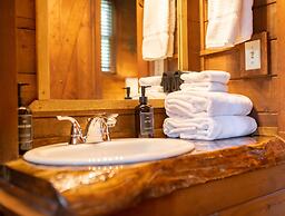 High Creek Lodge & Cabins